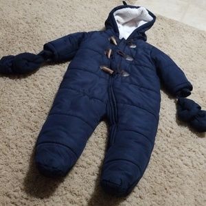 One piece snow bib
